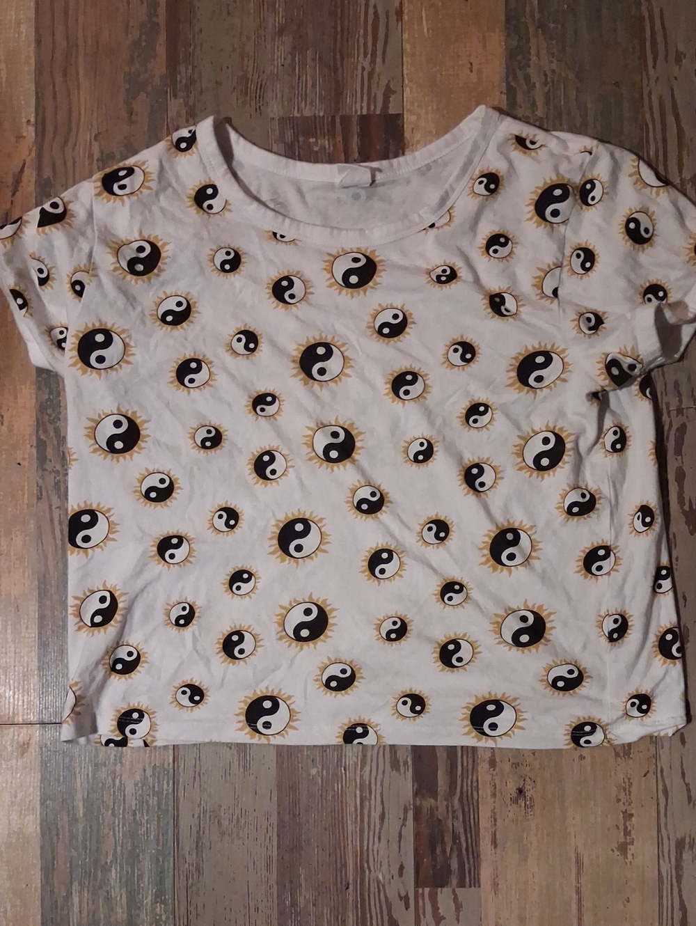 Electric PINK Tee with Black Yin Yang and Gold Sun